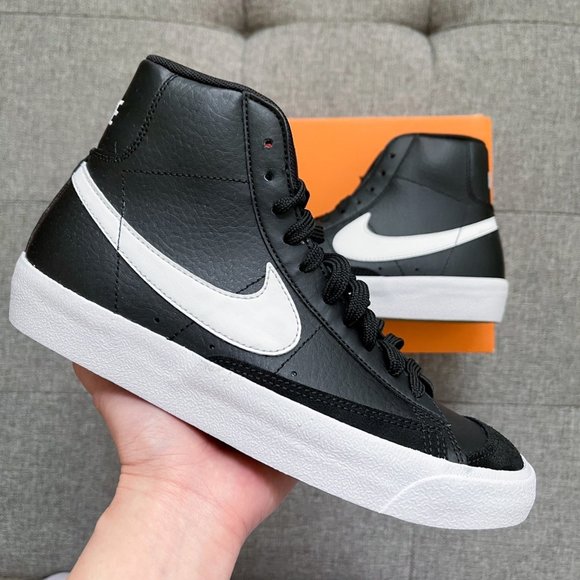 Nike Shoes - 🤍🖤 Nike blazer mid black white shoes